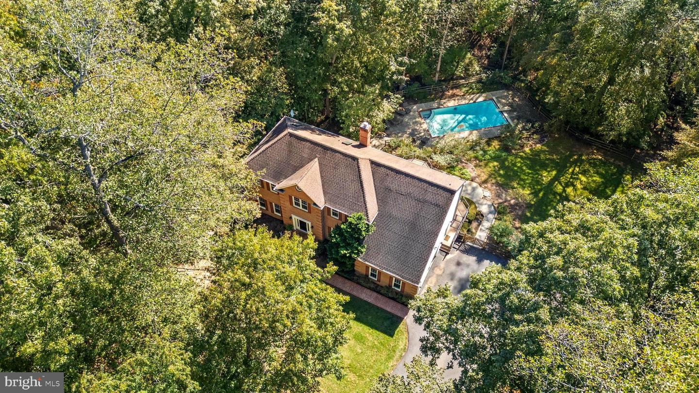 12409 CLIFTON HUNT DR, CLIFTON, Virginia 20124, 5 Bedrooms Bedrooms, ,3 BathroomsBathrooms,Residential,For sale,12409 CLIFTON HUNT DR,VAFX2269594 MLS # VAFX2269594 12409 CLIFTON HUNT DR, CLIFTON, Virginia 20124, 5 Bedrooms Bedrooms, ,3 BathroomsBathrooms,Residential,For sale,12409 CLIFTON HUNT DR,VAFX2269594 MLS # VAFX2269594