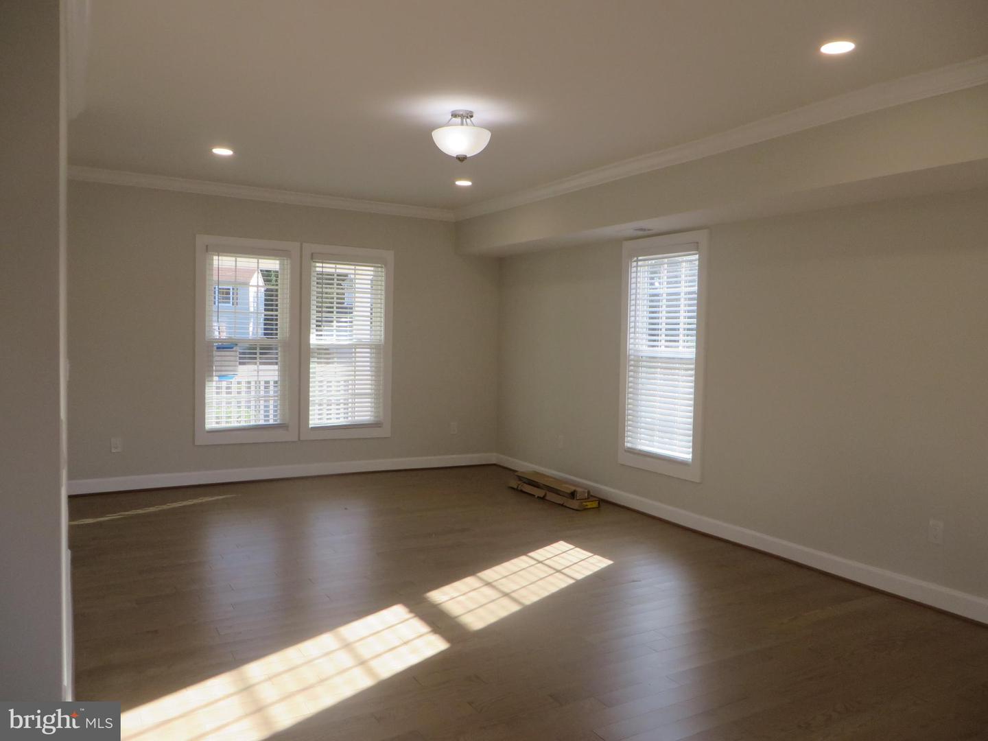 3010 STEVEN MARTIN DR, FAIRFAX, Virginia 22031, 5 Bedrooms Bedrooms, 14 Rooms Rooms,3 BathroomsBathrooms,Residential,For sale,3010 STEVEN MARTIN DR,VAFX2270020 MLS # VAFX2270020 3010 STEVEN MARTIN DR, FAIRFAX, Virginia 22031, 5 Bedrooms Bedrooms, 14 Rooms Rooms,3 BathroomsBathrooms,Residential,For sale,3010 STEVEN MARTIN DR,VAFX2270020 MLS # VAFX2270020