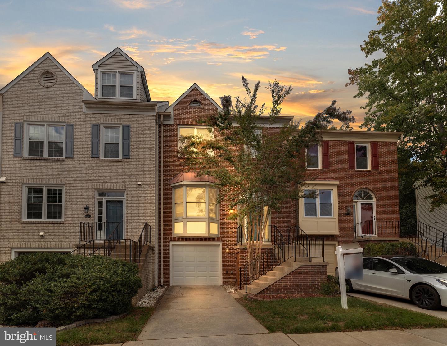 8110 SQUIRREL RUN RD, SPRINGFIELD, Virginia 22152, 3 Bedrooms Bedrooms, ,2 BathroomsBathrooms,Residential,For sale,8110 SQUIRREL RUN RD,VAFX2272682 MLS # VAFX2272682 8110 SQUIRREL RUN RD, SPRINGFIELD, Virginia 22152, 3 Bedrooms Bedrooms, ,2 BathroomsBathrooms,Residential,For sale,8110 SQUIRREL RUN RD,VAFX2272682 MLS # VAFX2272682