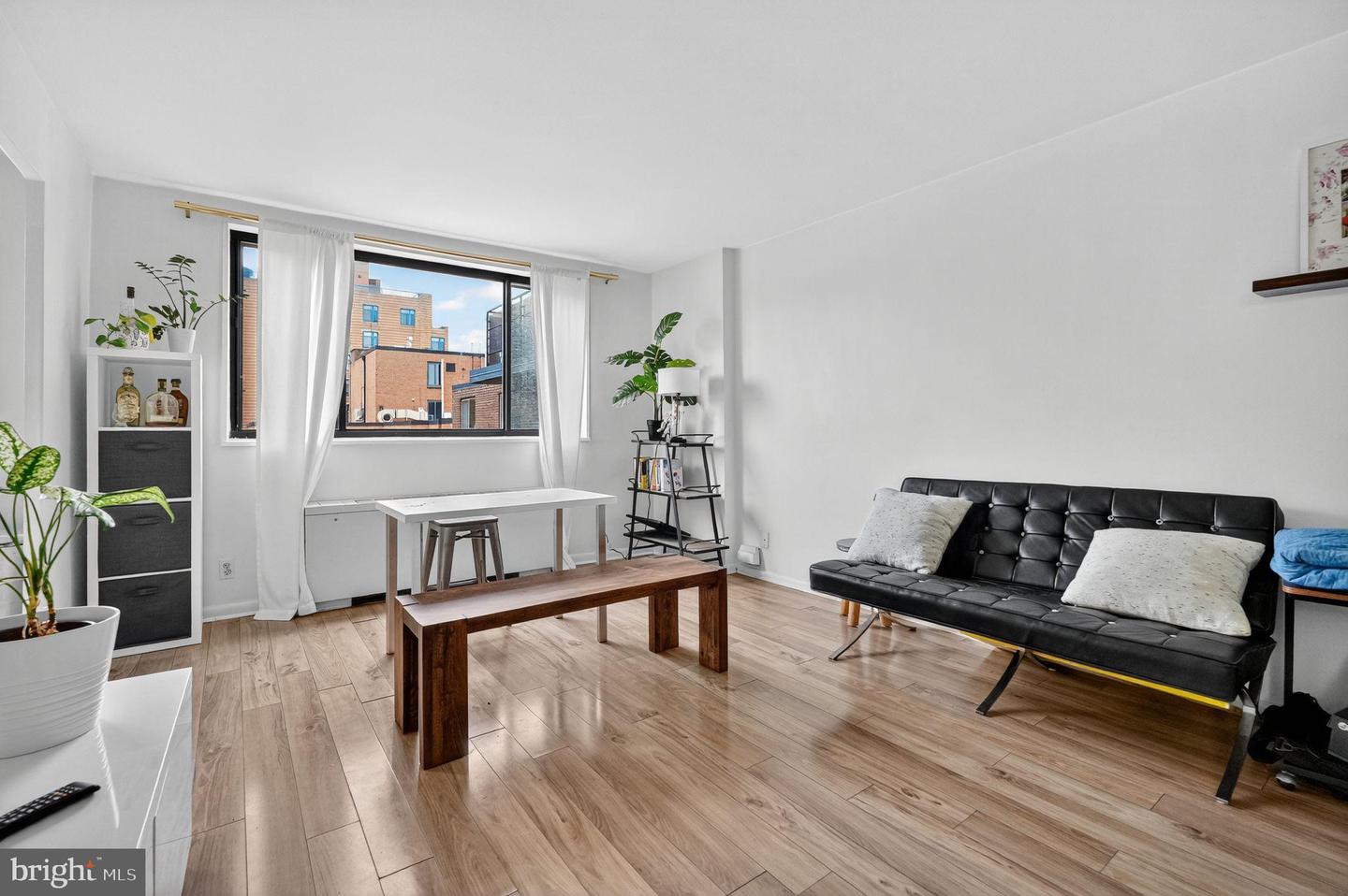 1420 N N ST NW #1013, WASHINGTON, District Of Columbia 20005, 1 Room Rooms,1 BathroomBathrooms,Residential,For sale,1420 N N ST NW #1013,DCDC2225390 MLS # DCDC2225390