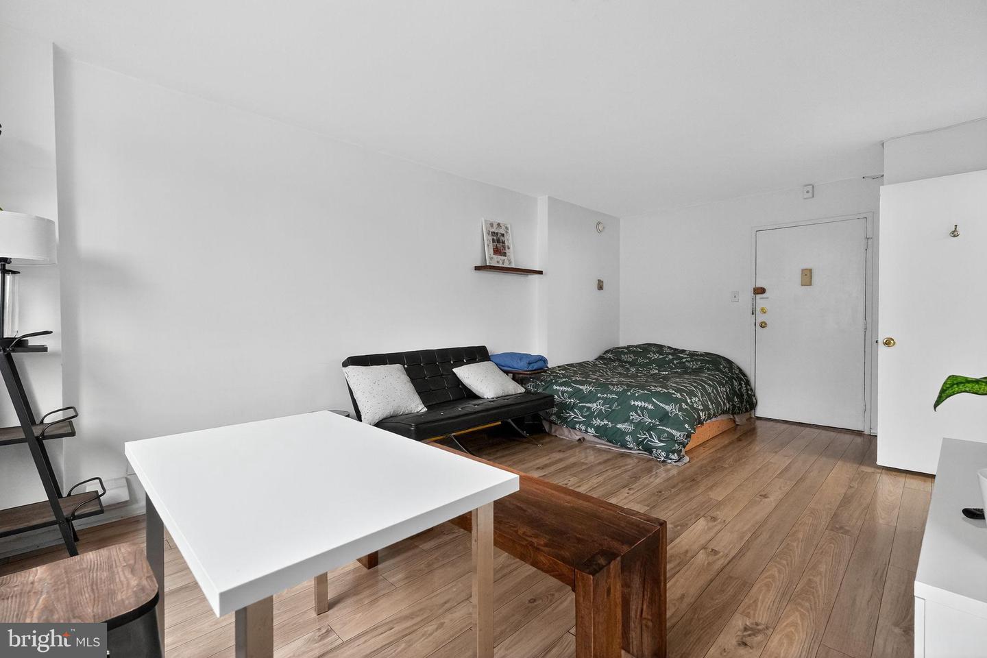 1420 N N ST NW #1013, WASHINGTON, District Of Columbia 20005, 1 Room Rooms,1 BathroomBathrooms,Residential,For sale,1420 N N ST NW #1013,DCDC2225390 MLS # DCDC2225390