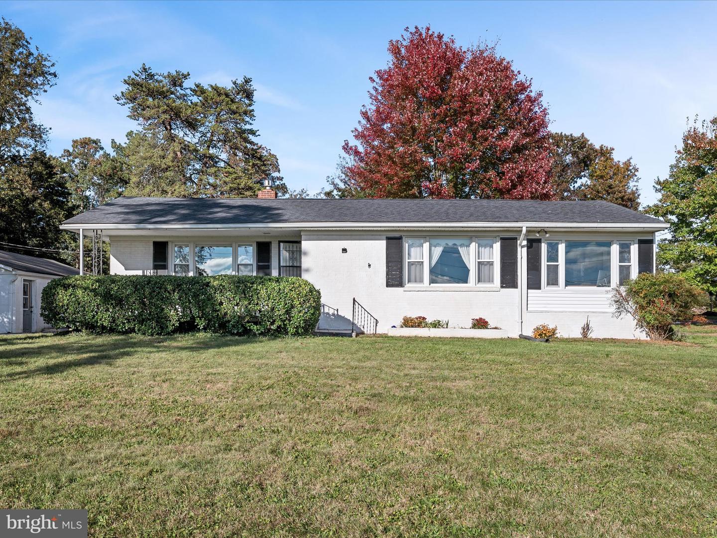 2137 RELIANCE RD, MIDDLETOWN, Virginia 22645, 3 Bedrooms Bedrooms, 7 Rooms Rooms,1 BathroomBathrooms,Residential,For sale,2137 RELIANCE RD,VAWR2012480 MLS # VAWR2012480