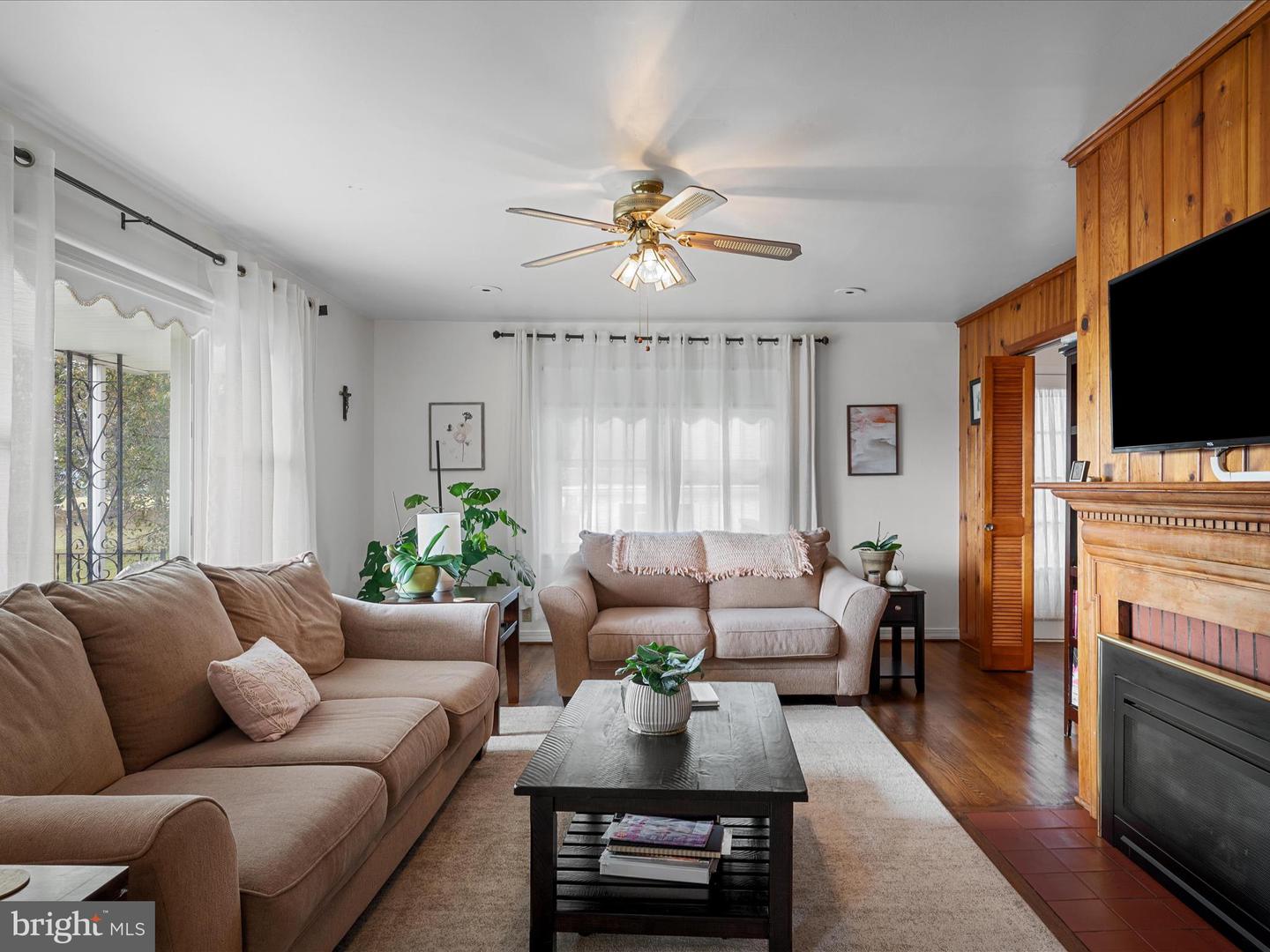 2137 RELIANCE RD, MIDDLETOWN, Virginia 22645, 3 Bedrooms Bedrooms, 7 Rooms Rooms,1 BathroomBathrooms,Residential,For sale,2137 RELIANCE RD,VAWR2012480 MLS # VAWR2012480