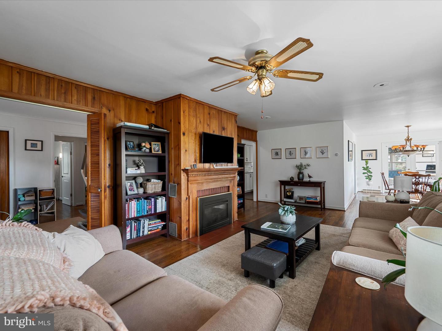 2137 RELIANCE RD, MIDDLETOWN, Virginia 22645, 3 Bedrooms Bedrooms, 7 Rooms Rooms,1 BathroomBathrooms,Residential,For sale,2137 RELIANCE RD,VAWR2012480 MLS # VAWR2012480