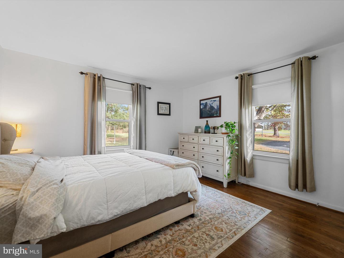 2137 RELIANCE RD, MIDDLETOWN, Virginia 22645, 3 Bedrooms Bedrooms, 7 Rooms Rooms,1 BathroomBathrooms,Residential,For sale,2137 RELIANCE RD,VAWR2012480 MLS # VAWR2012480