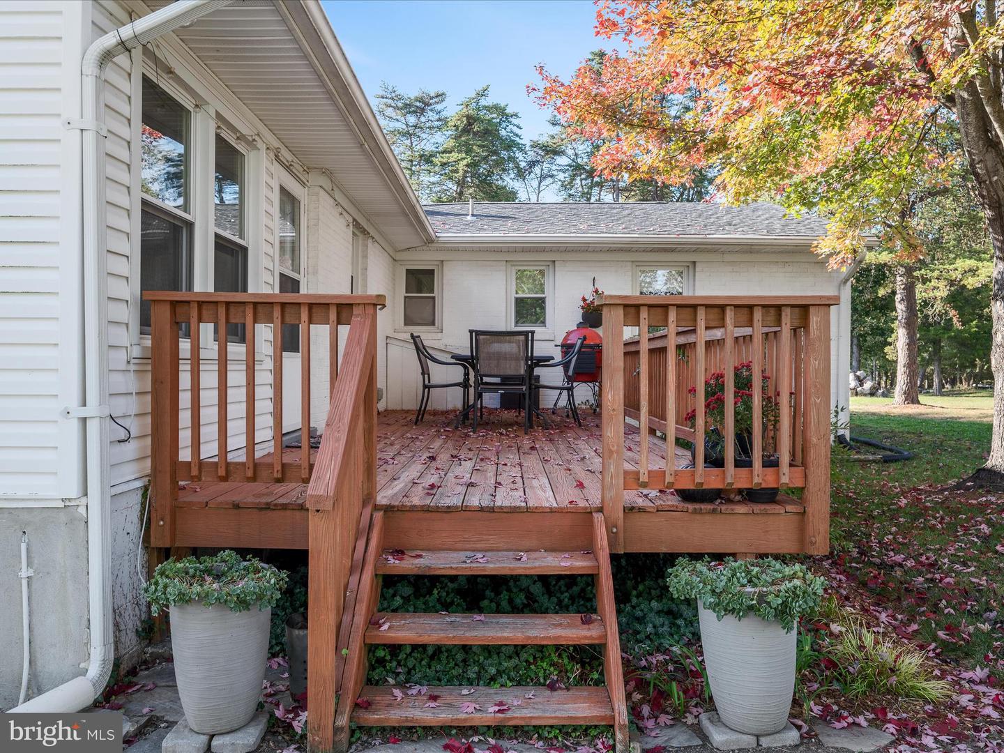 2137 RELIANCE RD, MIDDLETOWN, Virginia 22645, 3 Bedrooms Bedrooms, 7 Rooms Rooms,1 BathroomBathrooms,Residential,For sale,2137 RELIANCE RD,VAWR2012480 MLS # VAWR2012480