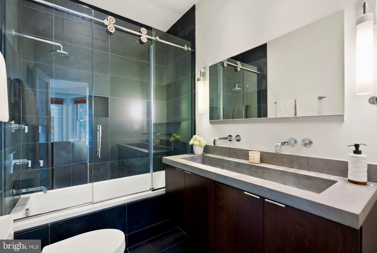 925 R ST NW, WASHINGTON, District Of Columbia 20001, 3 Bedrooms Bedrooms, ,2 BathroomsBathrooms,Residential,For sale,925 R ST NW,DCDC2224954 MLS # DCDC2224954 925 R ST NW, WASHINGTON, District Of Columbia 20001, 3 Bedrooms Bedrooms, ,2 BathroomsBathrooms,Residential,For sale,925 R ST NW,DCDC2224954 MLS # DCDC2224954