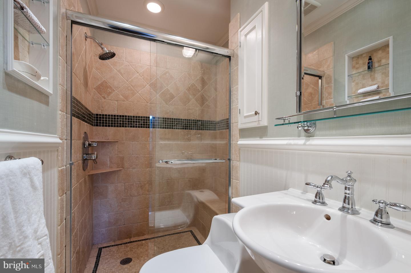707 S ROYAL ST, ALEXANDRIA, Virginia 22314, 3 Bedrooms Bedrooms, ,2 BathroomsBathrooms,Residential,For sale,707 S ROYAL ST,VAAX2050456 MLS # VAAX2050456 707 S ROYAL ST, ALEXANDRIA, Virginia 22314, 3 Bedrooms Bedrooms, ,2 BathroomsBathrooms,Residential,For sale,707 S ROYAL ST,VAAX2050456 MLS # VAAX2050456
