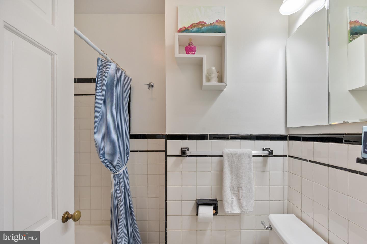 707 S ROYAL ST, ALEXANDRIA, Virginia 22314, 3 Bedrooms Bedrooms, ,2 BathroomsBathrooms,Residential,For sale,707 S ROYAL ST,VAAX2050456 MLS # VAAX2050456 707 S ROYAL ST, ALEXANDRIA, Virginia 22314, 3 Bedrooms Bedrooms, ,2 BathroomsBathrooms,Residential,For sale,707 S ROYAL ST,VAAX2050456 MLS # VAAX2050456