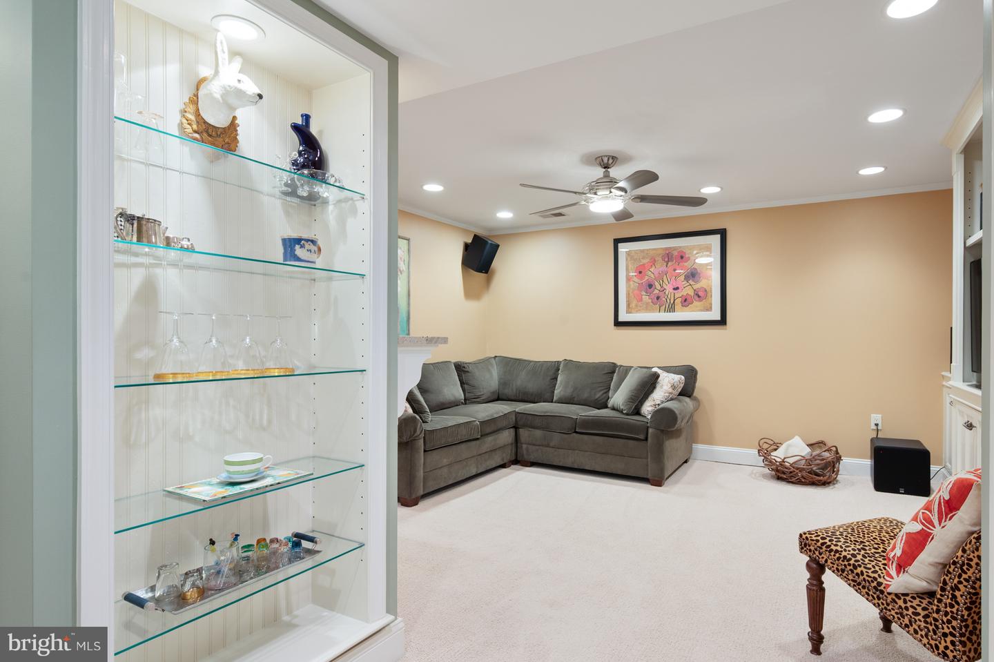 707 S ROYAL ST, ALEXANDRIA, Virginia 22314, 3 Bedrooms Bedrooms, ,2 BathroomsBathrooms,Residential,For sale,707 S ROYAL ST,VAAX2050456 MLS # VAAX2050456 707 S ROYAL ST, ALEXANDRIA, Virginia 22314, 3 Bedrooms Bedrooms, ,2 BathroomsBathrooms,Residential,For sale,707 S ROYAL ST,VAAX2050456 MLS # VAAX2050456
