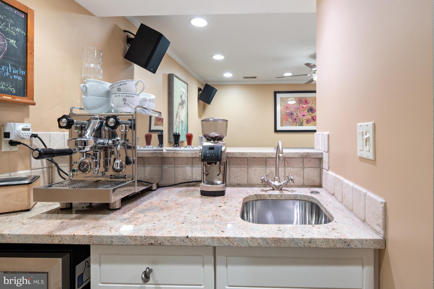 707 S ROYAL ST, ALEXANDRIA, Virginia 22314, 3 Bedrooms Bedrooms, ,2 BathroomsBathrooms,Residential,For sale,707 S ROYAL ST,VAAX2050456 MLS # VAAX2050456 707 S ROYAL ST, ALEXANDRIA, Virginia 22314, 3 Bedrooms Bedrooms, ,2 BathroomsBathrooms,Residential,For sale,707 S ROYAL ST,VAAX2050456 MLS # VAAX2050456