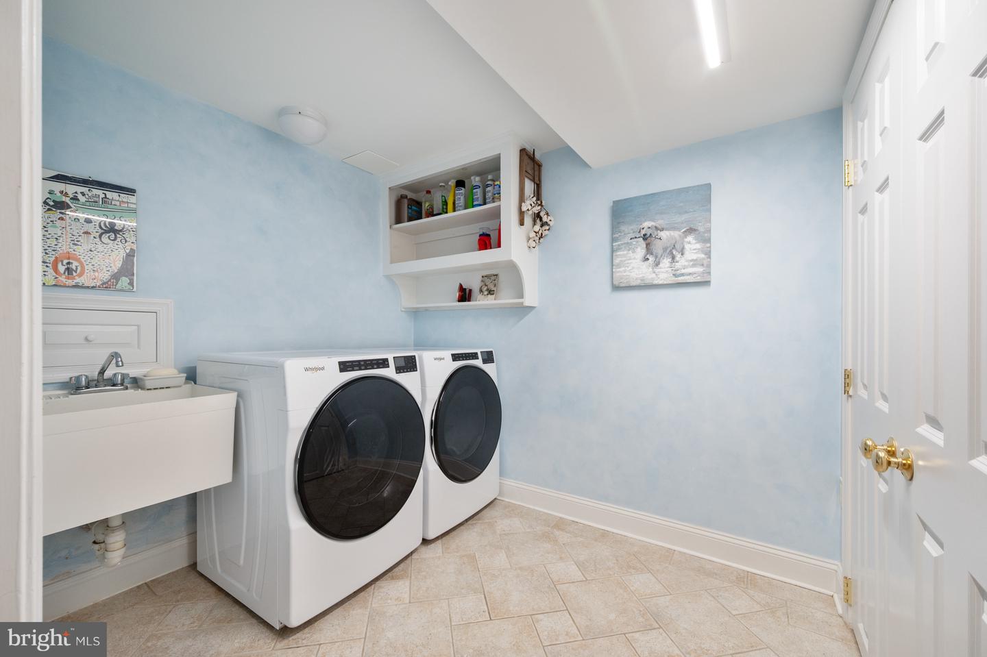 707 S ROYAL ST, ALEXANDRIA, Virginia 22314, 3 Bedrooms Bedrooms, ,2 BathroomsBathrooms,Residential,For sale,707 S ROYAL ST,VAAX2050456 MLS # VAAX2050456 707 S ROYAL ST, ALEXANDRIA, Virginia 22314, 3 Bedrooms Bedrooms, ,2 BathroomsBathrooms,Residential,For sale,707 S ROYAL ST,VAAX2050456 MLS # VAAX2050456