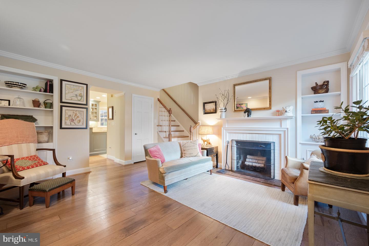 707 S ROYAL ST, ALEXANDRIA, Virginia 22314, 3 Bedrooms Bedrooms, ,2 BathroomsBathrooms,Residential,For sale,707 S ROYAL ST,VAAX2050456 MLS # VAAX2050456 707 S ROYAL ST, ALEXANDRIA, Virginia 22314, 3 Bedrooms Bedrooms, ,2 BathroomsBathrooms,Residential,For sale,707 S ROYAL ST,VAAX2050456 MLS # VAAX2050456