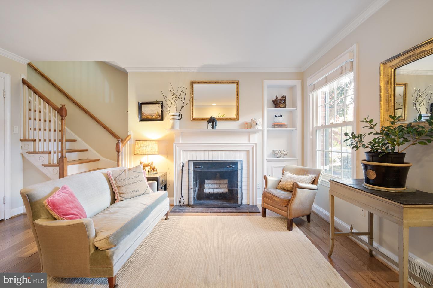707 S ROYAL ST, ALEXANDRIA, Virginia 22314, 3 Bedrooms Bedrooms, ,2 BathroomsBathrooms,Residential,For sale,707 S ROYAL ST,VAAX2050456 MLS # VAAX2050456 707 S ROYAL ST, ALEXANDRIA, Virginia 22314, 3 Bedrooms Bedrooms, ,2 BathroomsBathrooms,Residential,For sale,707 S ROYAL ST,VAAX2050456 MLS # VAAX2050456