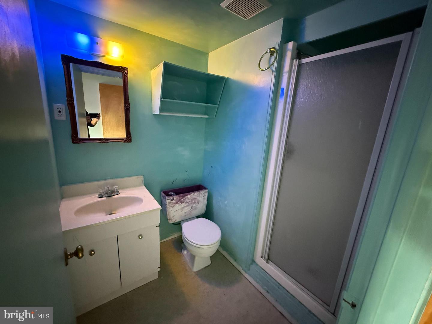 8530 BARRINGTON CT #938, SPRINGFIELD, Virginia 22152, 3 Bedrooms Bedrooms, ,2 BathroomsBathrooms,Residential,For sale,8530 BARRINGTON CT #938,VAFX2270582 MLS # VAFX2270582 8530 BARRINGTON CT #938, SPRINGFIELD, Virginia 22152, 3 Bedrooms Bedrooms, ,2 BathroomsBathrooms,Residential,For sale,8530 BARRINGTON CT #938,VAFX2270582 MLS # VAFX2270582