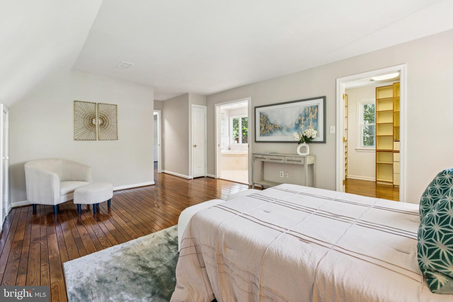 1172 FOXHOUND CT, MCLEAN, Virginia 22102, 5 Bedrooms Bedrooms, ,3 BathroomsBathrooms,Residential,For sale,1172 FOXHOUND CT,VAFX2272436 MLS # VAFX2272436 1172 FOXHOUND CT, MCLEAN, Virginia 22102, 5 Bedrooms Bedrooms, ,3 BathroomsBathrooms,Residential,For sale,1172 FOXHOUND CT,VAFX2272436 MLS # VAFX2272436