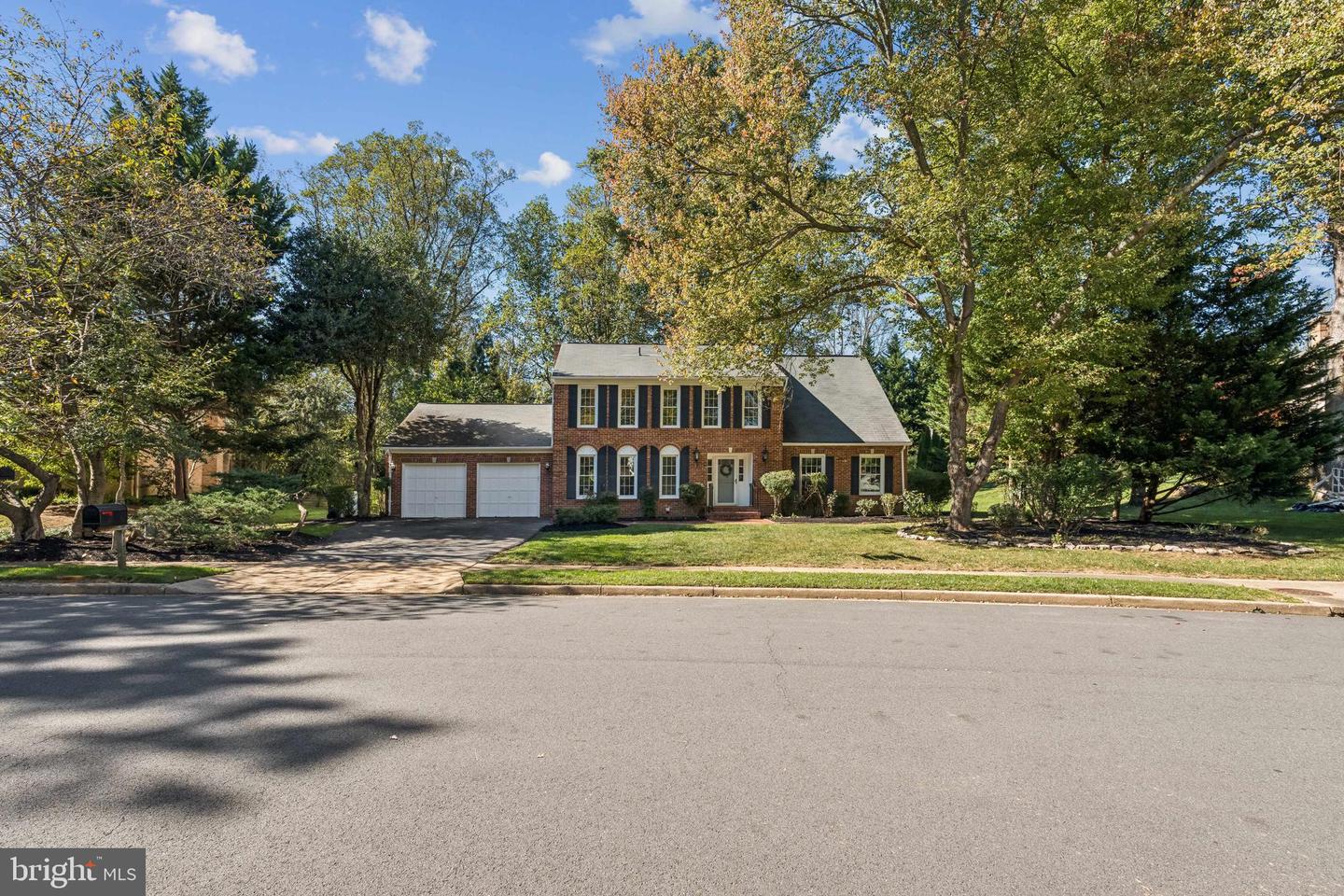 1172 FOXHOUND CT, MCLEAN, Virginia 22102, 5 Bedrooms Bedrooms, ,3 BathroomsBathrooms,Residential,For sale,1172 FOXHOUND CT,VAFX2272436 MLS # VAFX2272436 1172 FOXHOUND CT, MCLEAN, Virginia 22102, 5 Bedrooms Bedrooms, ,3 BathroomsBathrooms,Residential,For sale,1172 FOXHOUND CT,VAFX2272436 MLS # VAFX2272436