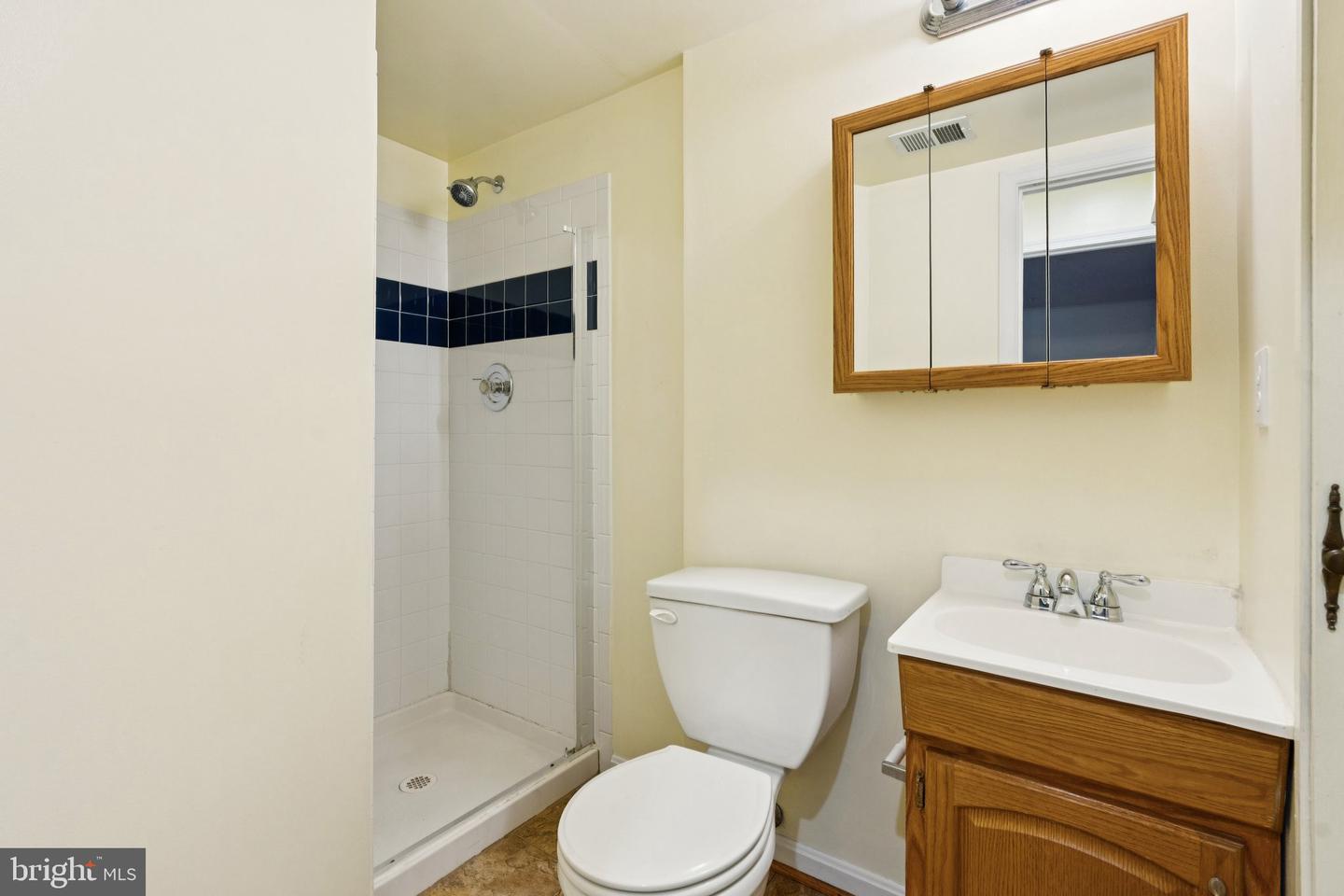 717 CAMPBELL WAY, HERNDON, Virginia 20170, 4 Bedrooms Bedrooms, ,3 BathroomsBathrooms,Residential,For sale,717 CAMPBELL WAY,VAFX2273412 MLS # VAFX2273412 717 CAMPBELL WAY, HERNDON, Virginia 20170, 4 Bedrooms Bedrooms, ,3 BathroomsBathrooms,Residential,For sale,717 CAMPBELL WAY,VAFX2273412 MLS # VAFX2273412
