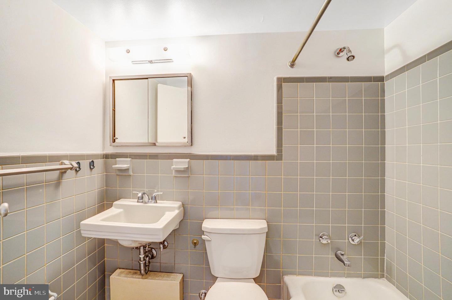 4600 CONNECTICUT AVE NW #506, WASHINGTON, District Of Columbia 20008, 2 Bedrooms Bedrooms, ,2 BathroomsBathrooms,Residential,For sale,4600 CONNECTICUT AVE NW #506,DCDC2225960 MLS # DCDC2225960 4600 CONNECTICUT AVE NW #506, WASHINGTON, District Of Columbia 20008, 2 Bedrooms Bedrooms, ,2 BathroomsBathrooms,Residential,For sale,4600 CONNECTICUT AVE NW #506,DCDC2225960 MLS # DCDC2225960