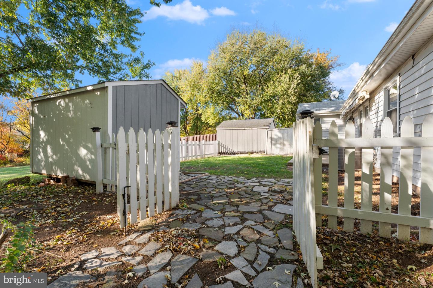 203 N LINCOLN, STERLING, Virginia 20164, 3 Bedrooms Bedrooms, 8 Rooms Rooms,2 BathroomsBathrooms,Residential,For sale,203 N LINCOLN,VALO2108452 MLS # VALO2108452 203 N LINCOLN, STERLING, Virginia 20164, 3 Bedrooms Bedrooms, 8 Rooms Rooms,2 BathroomsBathrooms,Residential,For sale,203 N LINCOLN,VALO2108452 MLS # VALO2108452