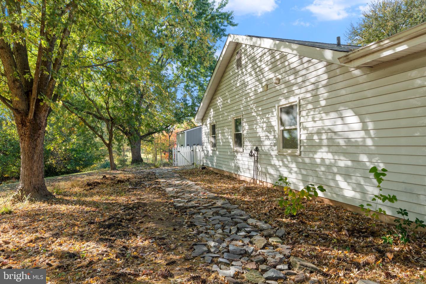203 N LINCOLN, STERLING, Virginia 20164, 3 Bedrooms Bedrooms, 8 Rooms Rooms,2 BathroomsBathrooms,Residential,For sale,203 N LINCOLN,VALO2108452 MLS # VALO2108452 203 N LINCOLN, STERLING, Virginia 20164, 3 Bedrooms Bedrooms, 8 Rooms Rooms,2 BathroomsBathrooms,Residential,For sale,203 N LINCOLN,VALO2108452 MLS # VALO2108452