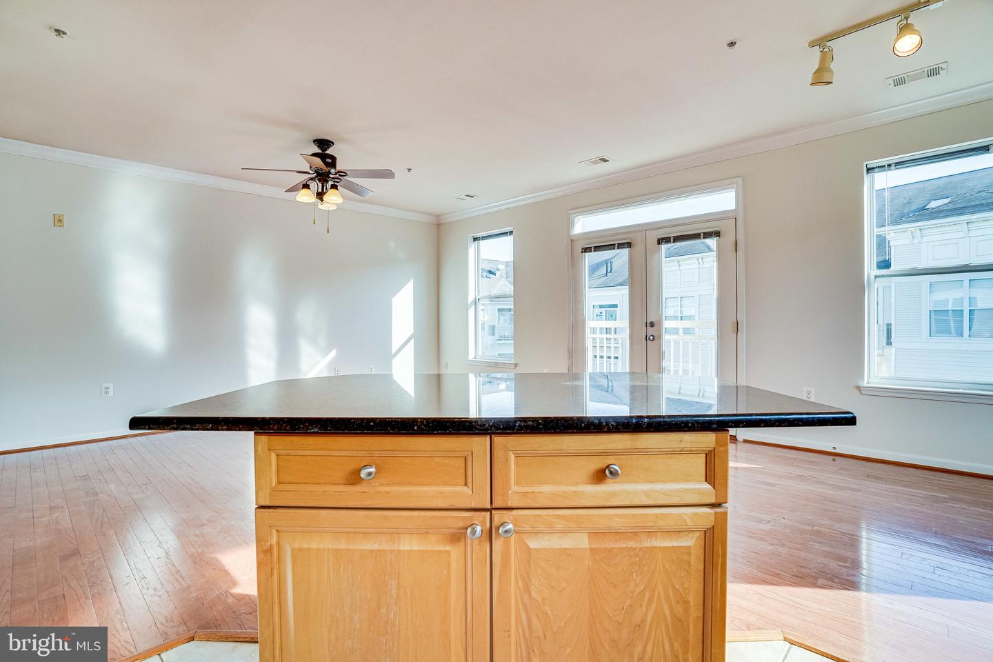 9480 VIRGINIA CENTER BLVD #422, VIENNA, Virginia 22181, 2 Bedrooms Bedrooms, ,2 BathroomsBathrooms,Residential,For sale,9480 VIRGINIA CENTER BLVD #422,VAFX2273444 MLS # VAFX2273444 9480 VIRGINIA CENTER BLVD #422, VIENNA, Virginia 22181, 2 Bedrooms Bedrooms, ,2 BathroomsBathrooms,Residential,For sale,9480 VIRGINIA CENTER BLVD #422,VAFX2273444 MLS # VAFX2273444