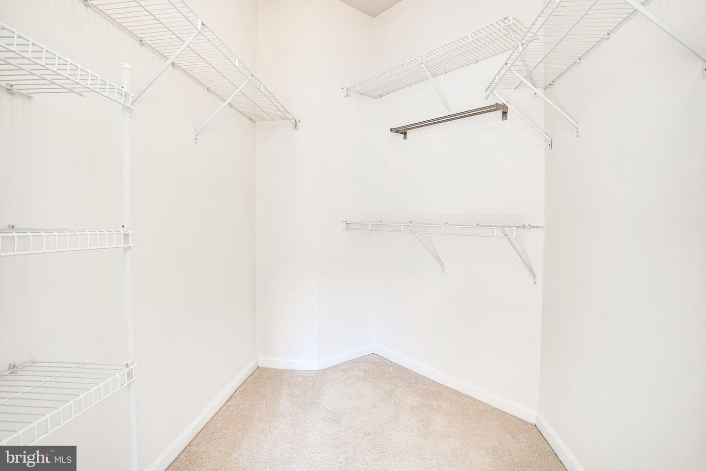 9480 VIRGINIA CENTER BLVD #422, VIENNA, Virginia 22181, 2 Bedrooms Bedrooms, ,2 BathroomsBathrooms,Residential,For sale,9480 VIRGINIA CENTER BLVD #422,VAFX2273444 MLS # VAFX2273444 9480 VIRGINIA CENTER BLVD #422, VIENNA, Virginia 22181, 2 Bedrooms Bedrooms, ,2 BathroomsBathrooms,Residential,For sale,9480 VIRGINIA CENTER BLVD #422,VAFX2273444 MLS # VAFX2273444
