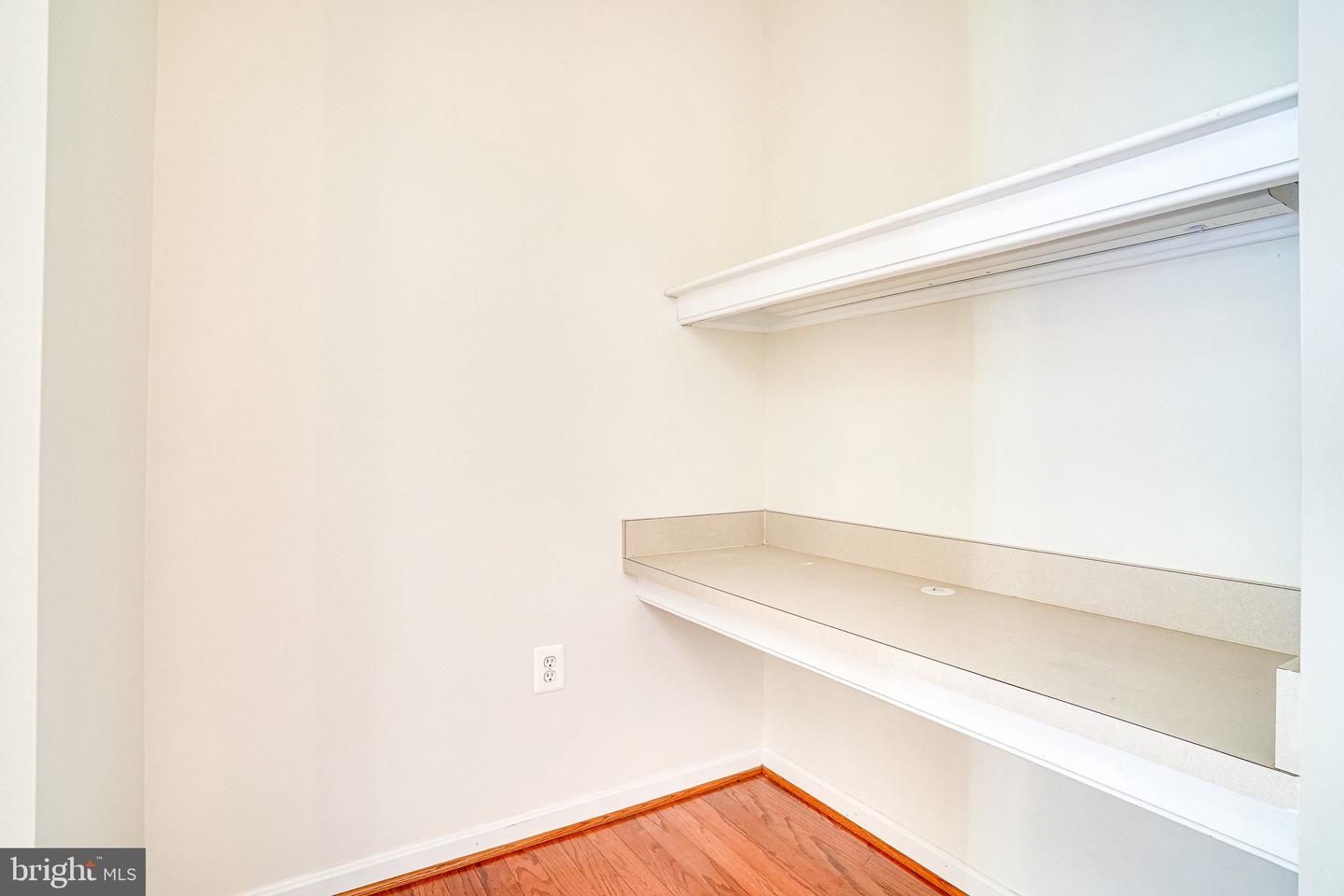 9480 VIRGINIA CENTER BLVD #422, VIENNA, Virginia 22181, 2 Bedrooms Bedrooms, ,2 BathroomsBathrooms,Residential,For sale,9480 VIRGINIA CENTER BLVD #422,VAFX2273444 MLS # VAFX2273444 9480 VIRGINIA CENTER BLVD #422, VIENNA, Virginia 22181, 2 Bedrooms Bedrooms, ,2 BathroomsBathrooms,Residential,For sale,9480 VIRGINIA CENTER BLVD #422,VAFX2273444 MLS # VAFX2273444