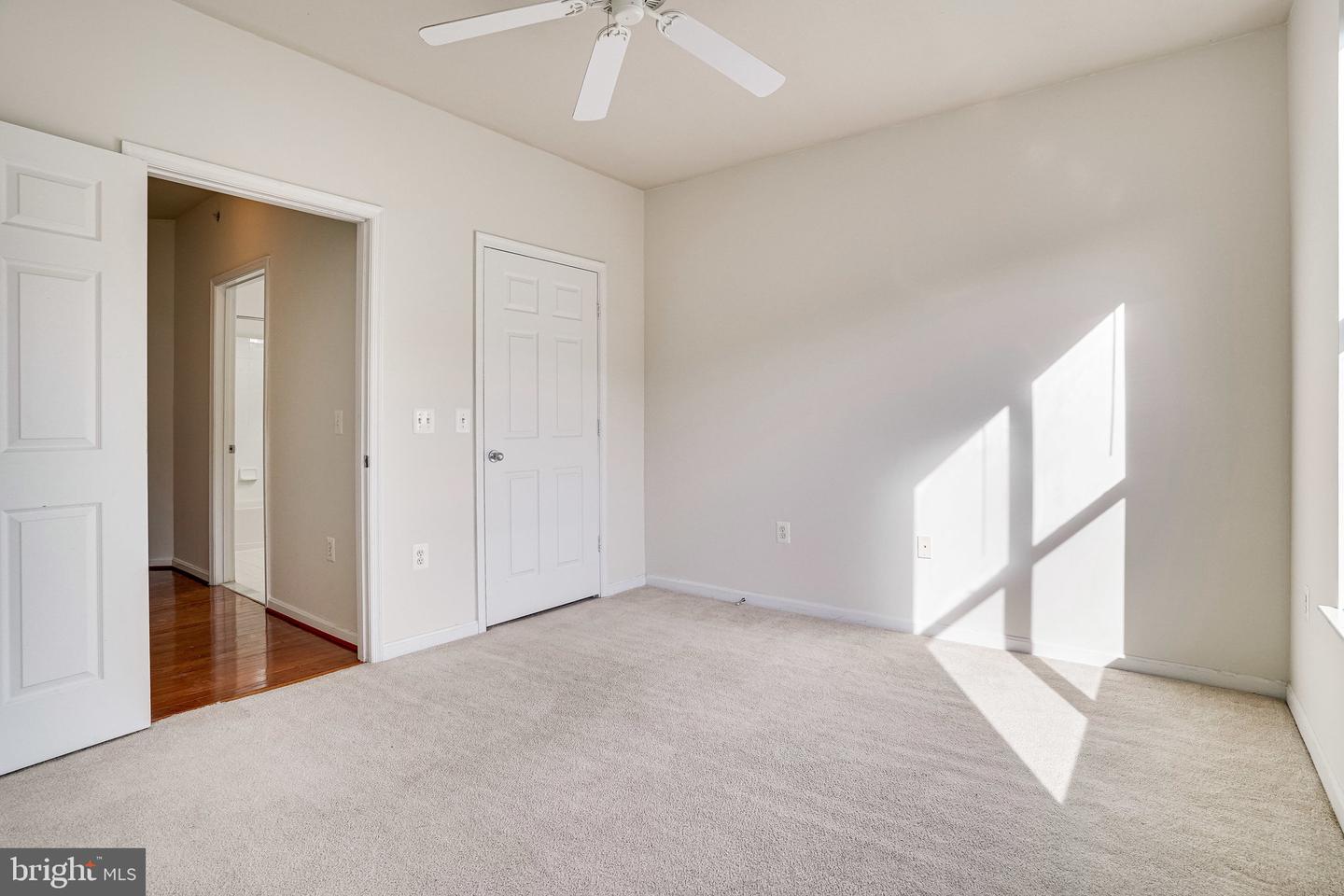 9480 VIRGINIA CENTER BLVD #422, VIENNA, Virginia 22181, 2 Bedrooms Bedrooms, ,2 BathroomsBathrooms,Residential,For sale,9480 VIRGINIA CENTER BLVD #422,VAFX2273444 MLS # VAFX2273444 9480 VIRGINIA CENTER BLVD #422, VIENNA, Virginia 22181, 2 Bedrooms Bedrooms, ,2 BathroomsBathrooms,Residential,For sale,9480 VIRGINIA CENTER BLVD #422,VAFX2273444 MLS # VAFX2273444