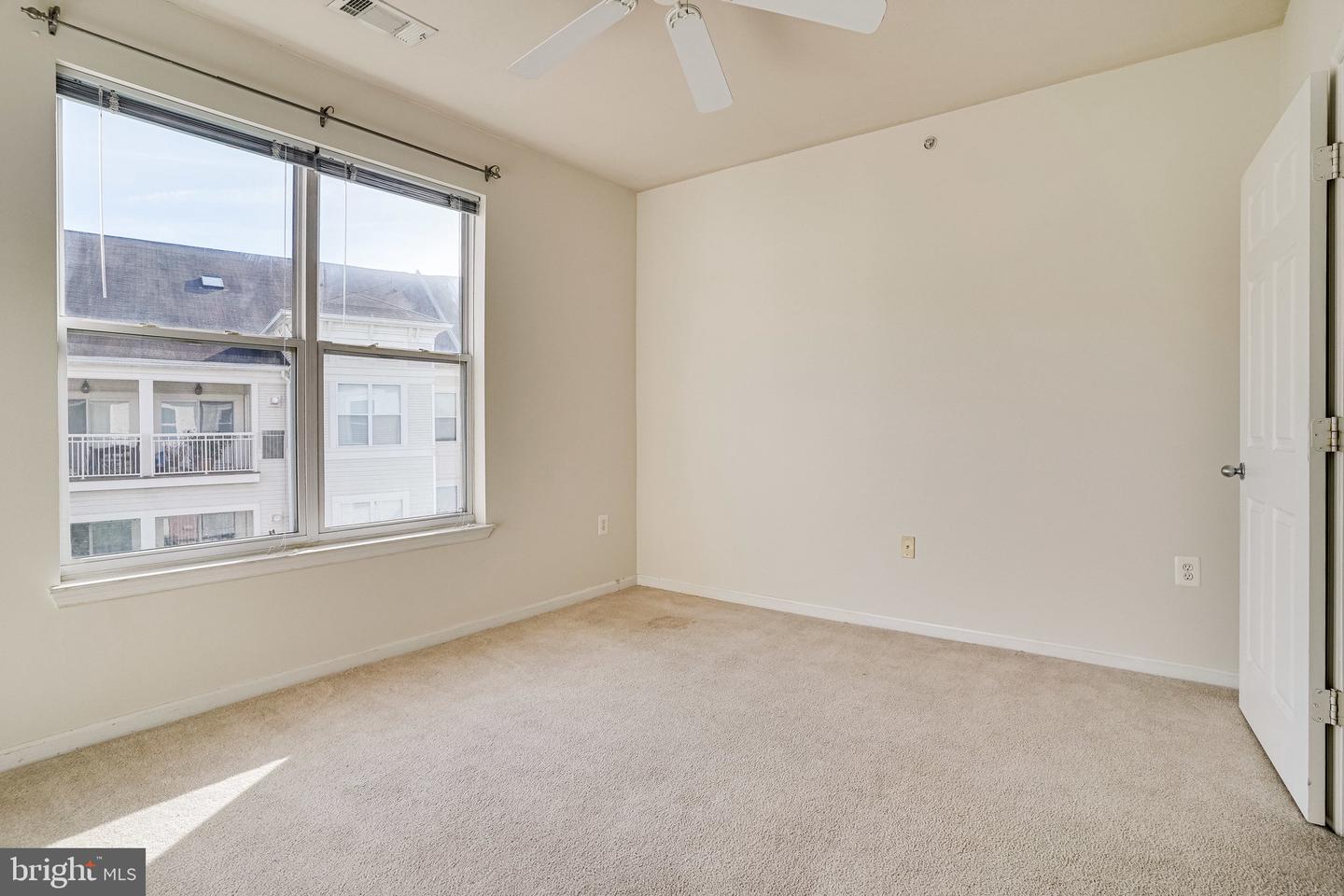 9480 VIRGINIA CENTER BLVD #422, VIENNA, Virginia 22181, 2 Bedrooms Bedrooms, ,2 BathroomsBathrooms,Residential,For sale,9480 VIRGINIA CENTER BLVD #422,VAFX2273444 MLS # VAFX2273444 9480 VIRGINIA CENTER BLVD #422, VIENNA, Virginia 22181, 2 Bedrooms Bedrooms, ,2 BathroomsBathrooms,Residential,For sale,9480 VIRGINIA CENTER BLVD #422,VAFX2273444 MLS # VAFX2273444