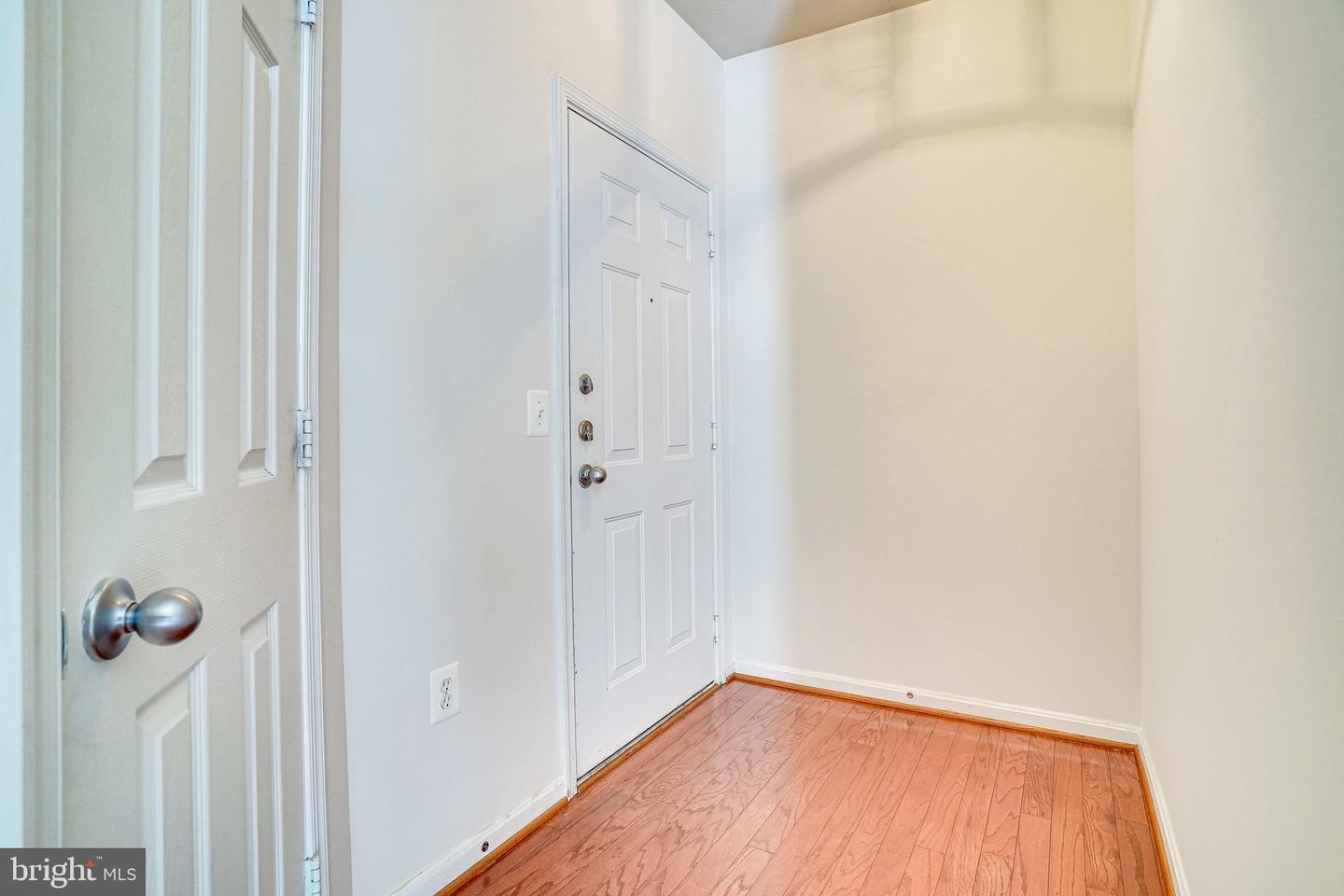9480 VIRGINIA CENTER BLVD #422, VIENNA, Virginia 22181, 2 Bedrooms Bedrooms, ,2 BathroomsBathrooms,Residential,For sale,9480 VIRGINIA CENTER BLVD #422,VAFX2273444 MLS # VAFX2273444 9480 VIRGINIA CENTER BLVD #422, VIENNA, Virginia 22181, 2 Bedrooms Bedrooms, ,2 BathroomsBathrooms,Residential,For sale,9480 VIRGINIA CENTER BLVD #422,VAFX2273444 MLS # VAFX2273444