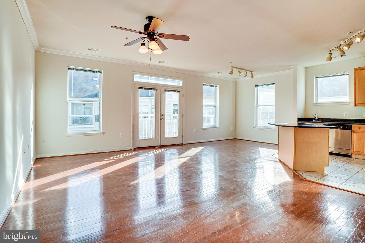 9480 VIRGINIA CENTER BLVD #422, VIENNA, Virginia 22181, 2 Bedrooms Bedrooms, ,2 BathroomsBathrooms,Residential,For sale,9480 VIRGINIA CENTER BLVD #422,VAFX2273444 MLS # VAFX2273444 9480 VIRGINIA CENTER BLVD #422, VIENNA, Virginia 22181, 2 Bedrooms Bedrooms, ,2 BathroomsBathrooms,Residential,For sale,9480 VIRGINIA CENTER BLVD #422,VAFX2273444 MLS # VAFX2273444