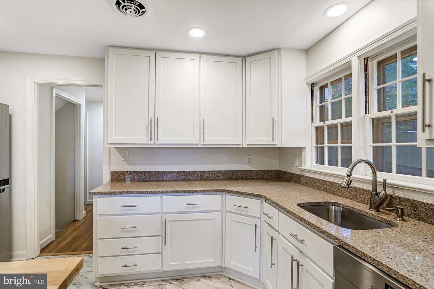 5411 22ND ST N, ARLINGTON, Virginia 22205, 4 Bedrooms Bedrooms, ,3 BathroomsBathrooms,Residential,For sale,5411 22ND ST N,VAAR2064600 MLS # VAAR2064600 5411 22ND ST N, ARLINGTON, Virginia 22205, 4 Bedrooms Bedrooms, ,3 BathroomsBathrooms,Residential,For sale,5411 22ND ST N,VAAR2064600 MLS # VAAR2064600