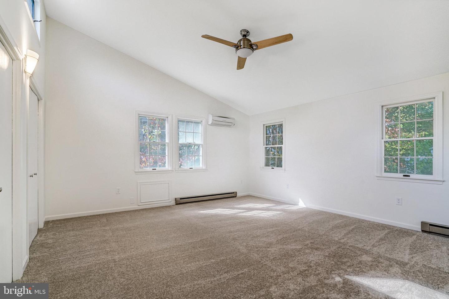 5411 22ND ST N, ARLINGTON, Virginia 22205, 4 Bedrooms Bedrooms, ,3 BathroomsBathrooms,Residential,For sale,5411 22ND ST N,VAAR2064600 MLS # VAAR2064600 5411 22ND ST N, ARLINGTON, Virginia 22205, 4 Bedrooms Bedrooms, ,3 BathroomsBathrooms,Residential,For sale,5411 22ND ST N,VAAR2064600 MLS # VAAR2064600