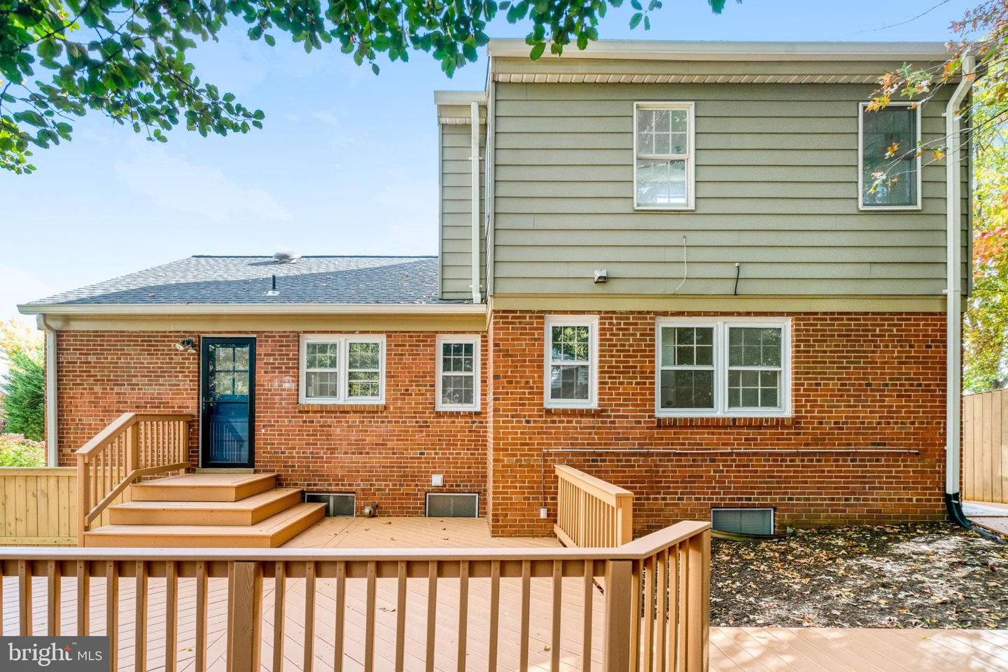 5411 22ND ST N, ARLINGTON, Virginia 22205, 4 Bedrooms Bedrooms, ,3 BathroomsBathrooms,Residential,For sale,5411 22ND ST N,VAAR2064600 MLS # VAAR2064600 5411 22ND ST N, ARLINGTON, Virginia 22205, 4 Bedrooms Bedrooms, ,3 BathroomsBathrooms,Residential,For sale,5411 22ND ST N,VAAR2064600 MLS # VAAR2064600