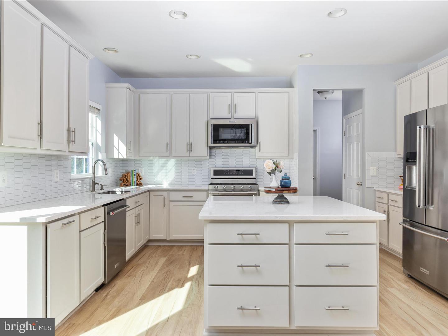 7201 HERON PL, WARRENTON, Virginia 20187, 5 Bedrooms Bedrooms, ,3 BathroomsBathrooms,Residential,For sale,7201 HERON PL,VAFQ2019308 MLS # VAFQ2019308 7201 HERON PL, WARRENTON, Virginia 20187, 5 Bedrooms Bedrooms, ,3 BathroomsBathrooms,Residential,For sale,7201 HERON PL,VAFQ2019308 MLS # VAFQ2019308