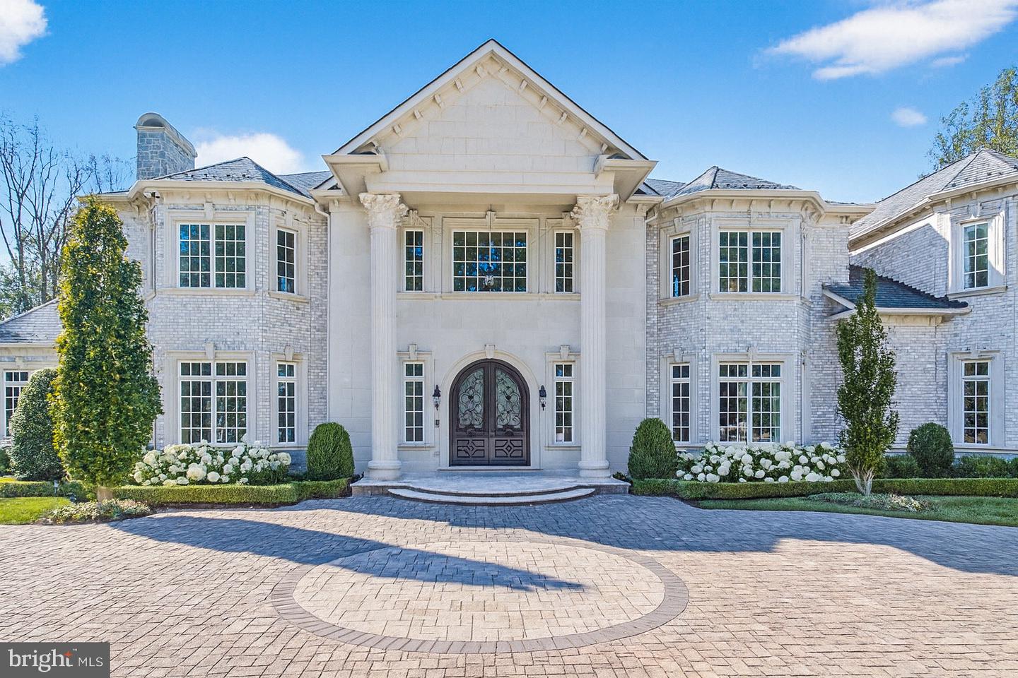 1174 OLD TOLSON MILL RD, MCLEAN, Virginia 22102, 6 Bedrooms Bedrooms, ,7 BathroomsBathrooms,Residential,For sale,1174 OLD TOLSON MILL RD,VAFX2272804 MLS # VAFX2272804 1174 OLD TOLSON MILL RD, MCLEAN, Virginia 22102, 6 Bedrooms Bedrooms, ,7 BathroomsBathrooms,Residential,For sale,1174 OLD TOLSON MILL RD,VAFX2272804 MLS # VAFX2272804