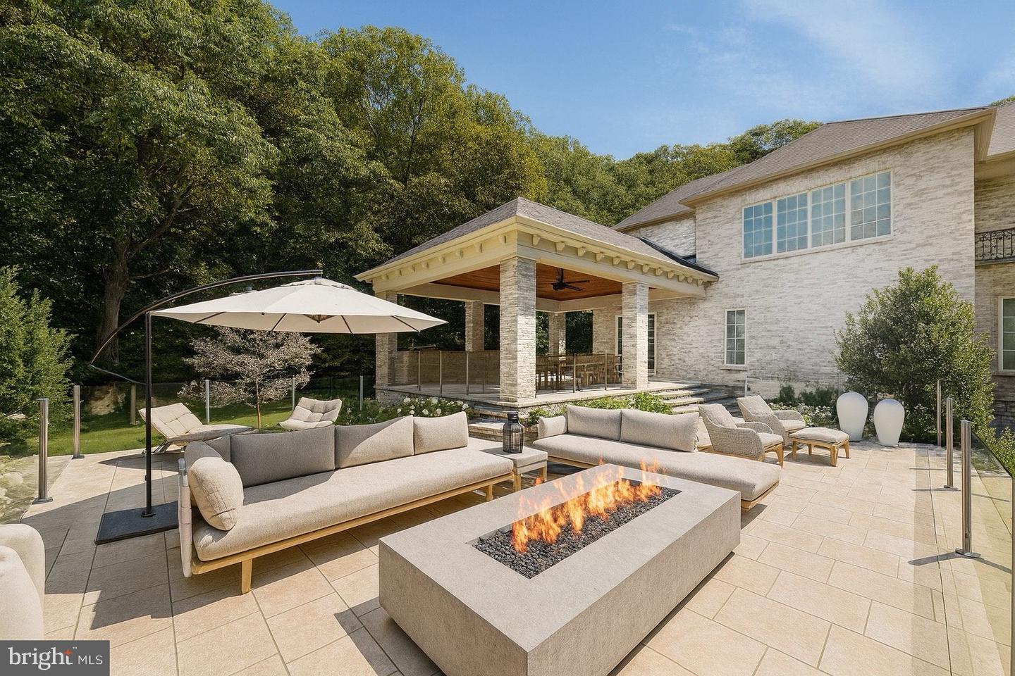 1174 OLD TOLSON MILL RD, MCLEAN, Virginia 22102, 6 Bedrooms Bedrooms, ,7 BathroomsBathrooms,Residential,For sale,1174 OLD TOLSON MILL RD,VAFX2272804 MLS # VAFX2272804 1174 OLD TOLSON MILL RD, MCLEAN, Virginia 22102, 6 Bedrooms Bedrooms, ,7 BathroomsBathrooms,Residential,For sale,1174 OLD TOLSON MILL RD,VAFX2272804 MLS # VAFX2272804