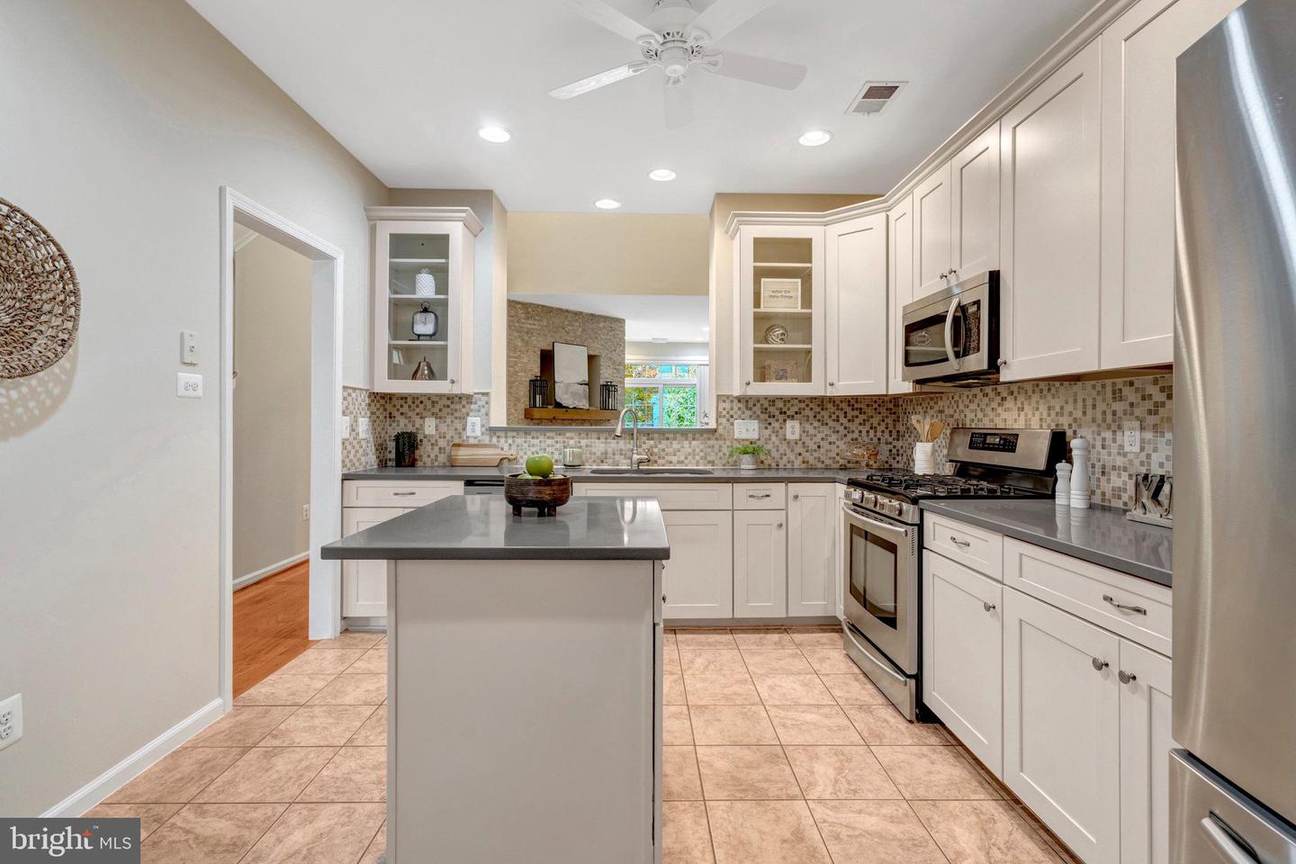 6524 BOX ELDER LOOP, GAINESVILLE, Virginia 20155, 3 Bedrooms Bedrooms, ,3 BathroomsBathrooms,Residential,For sale,6524 BOX ELDER LOOP,VAPW2105650 MLS # VAPW2105650 6524 BOX ELDER LOOP, GAINESVILLE, Virginia 20155, 3 Bedrooms Bedrooms, ,3 BathroomsBathrooms,Residential,For sale,6524 BOX ELDER LOOP,VAPW2105650 MLS # VAPW2105650