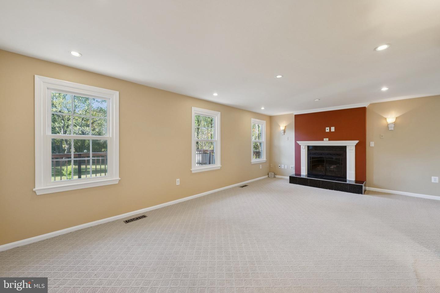 6102 KINGS COLOR DR, FAIRFAX, Virginia 22030, 4 Bedrooms Bedrooms, ,3 BathroomsBathrooms,Residential,For sale,6102 KINGS COLOR DR,VAFX2273450 MLS # VAFX2273450 6102 KINGS COLOR DR, FAIRFAX, Virginia 22030, 4 Bedrooms Bedrooms, ,3 BathroomsBathrooms,Residential,For sale,6102 KINGS COLOR DR,VAFX2273450 MLS # VAFX2273450