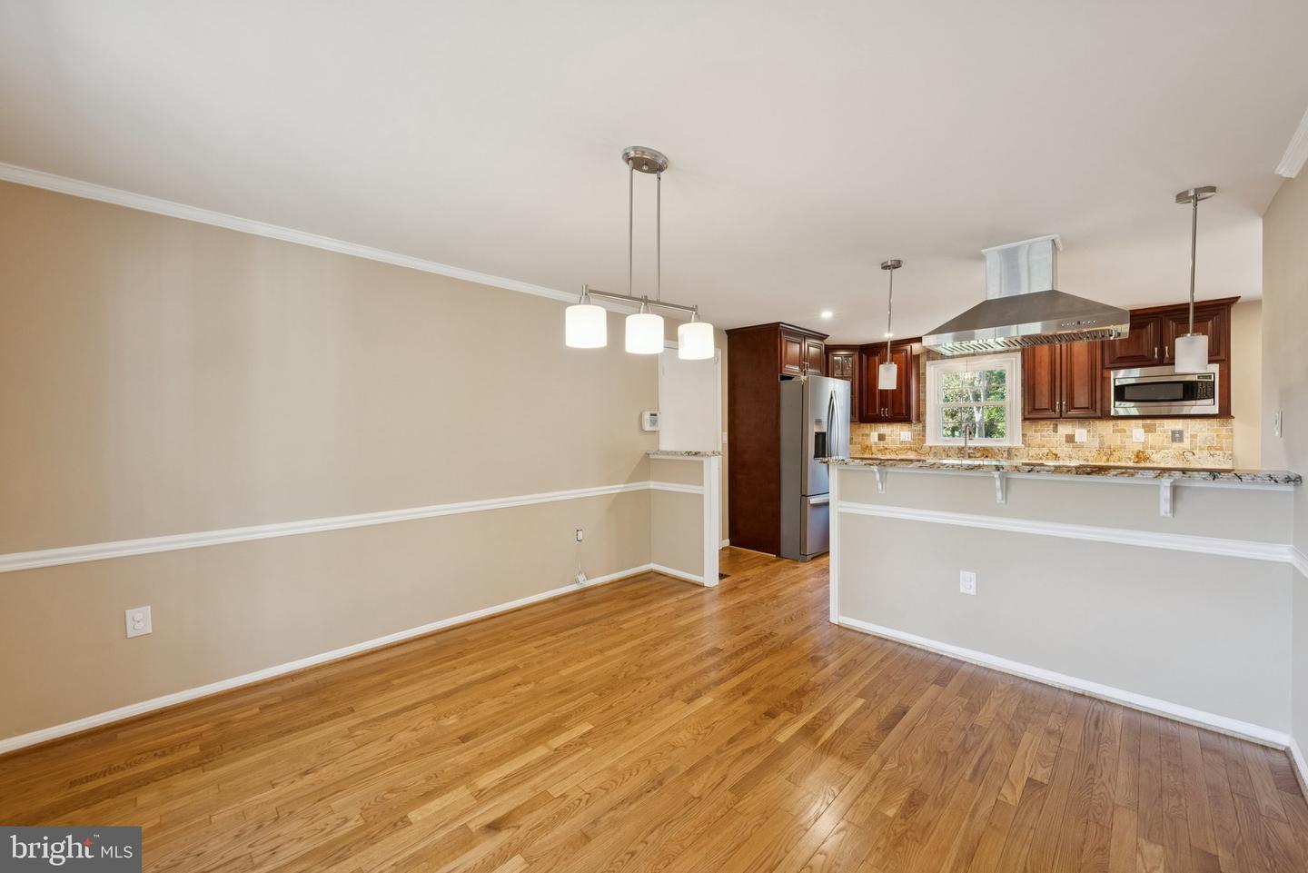 6102 KINGS COLOR DR, FAIRFAX, Virginia 22030, 4 Bedrooms Bedrooms, ,3 BathroomsBathrooms,Residential,For sale,6102 KINGS COLOR DR,VAFX2273450 MLS # VAFX2273450 6102 KINGS COLOR DR, FAIRFAX, Virginia 22030, 4 Bedrooms Bedrooms, ,3 BathroomsBathrooms,Residential,For sale,6102 KINGS COLOR DR,VAFX2273450 MLS # VAFX2273450