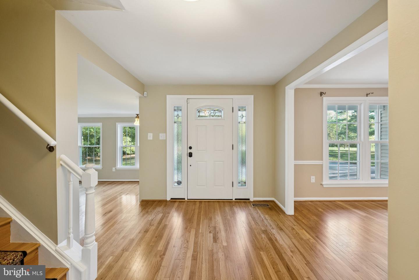 6102 KINGS COLOR DR, FAIRFAX, Virginia 22030, 4 Bedrooms Bedrooms, ,3 BathroomsBathrooms,Residential,For sale,6102 KINGS COLOR DR,VAFX2273450 MLS # VAFX2273450 6102 KINGS COLOR DR, FAIRFAX, Virginia 22030, 4 Bedrooms Bedrooms, ,3 BathroomsBathrooms,Residential,For sale,6102 KINGS COLOR DR,VAFX2273450 MLS # VAFX2273450