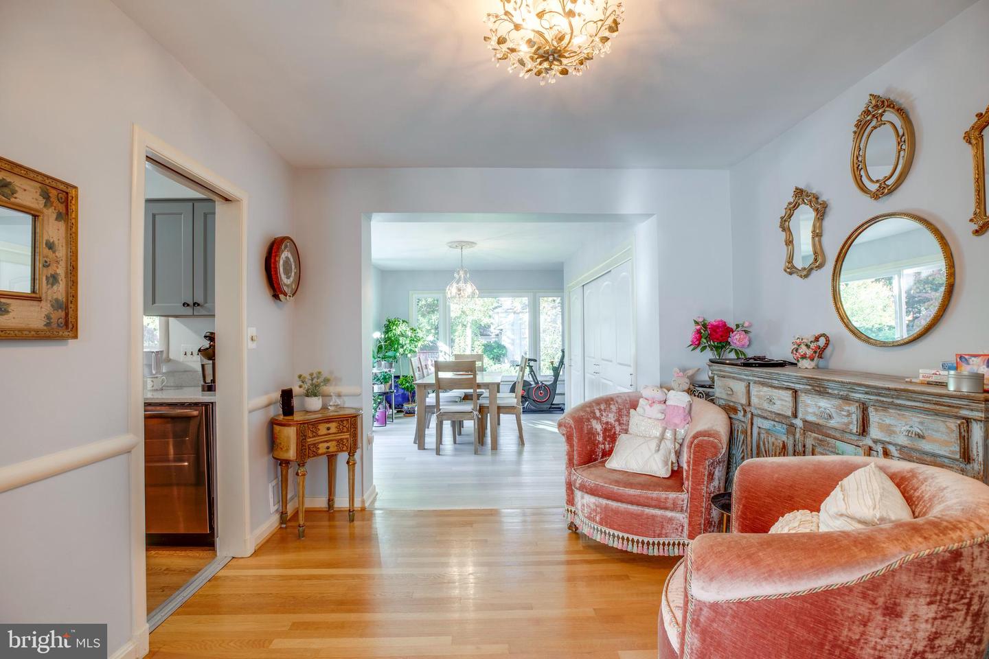 4304 WAKEFIELD CHAPEL RD, ANNANDALE, Virginia 22003, 4 Bedrooms Bedrooms, ,3 BathroomsBathrooms,Residential,For sale,4304 WAKEFIELD CHAPEL RD,VAFX2273162 MLS # VAFX2273162 4304 WAKEFIELD CHAPEL RD, ANNANDALE, Virginia 22003, 4 Bedrooms Bedrooms, ,3 BathroomsBathrooms,Residential,For sale,4304 WAKEFIELD CHAPEL RD,VAFX2273162 MLS # VAFX2273162