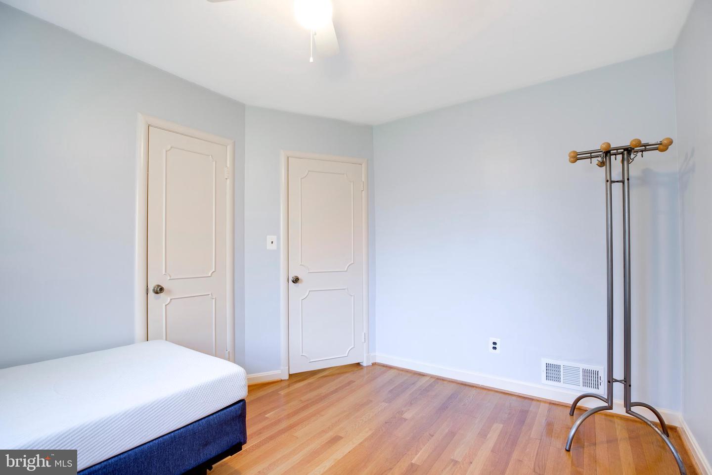4304 WAKEFIELD CHAPEL RD, ANNANDALE, Virginia 22003, 4 Bedrooms Bedrooms, ,3 BathroomsBathrooms,Residential,For sale,4304 WAKEFIELD CHAPEL RD,VAFX2273162 MLS # VAFX2273162 4304 WAKEFIELD CHAPEL RD, ANNANDALE, Virginia 22003, 4 Bedrooms Bedrooms, ,3 BathroomsBathrooms,Residential,For sale,4304 WAKEFIELD CHAPEL RD,VAFX2273162 MLS # VAFX2273162