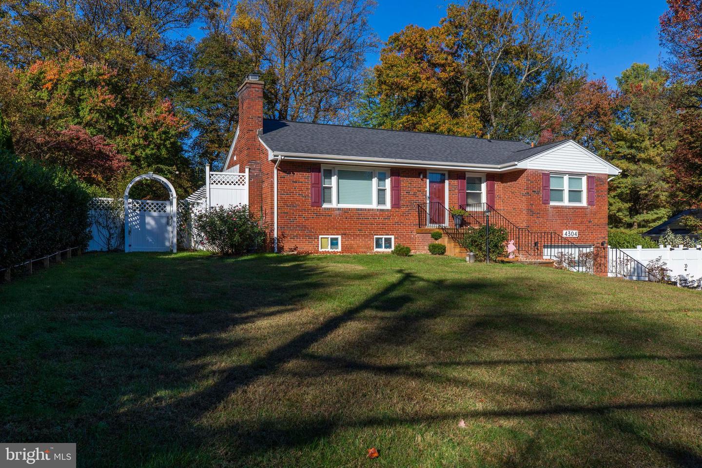 4304 WAKEFIELD CHAPEL RD, ANNANDALE, Virginia 22003, 4 Bedrooms Bedrooms, ,3 BathroomsBathrooms,Residential,For sale,4304 WAKEFIELD CHAPEL RD,VAFX2273162 MLS # VAFX2273162 4304 WAKEFIELD CHAPEL RD, ANNANDALE, Virginia 22003, 4 Bedrooms Bedrooms, ,3 BathroomsBathrooms,Residential,For sale,4304 WAKEFIELD CHAPEL RD,VAFX2273162 MLS # VAFX2273162