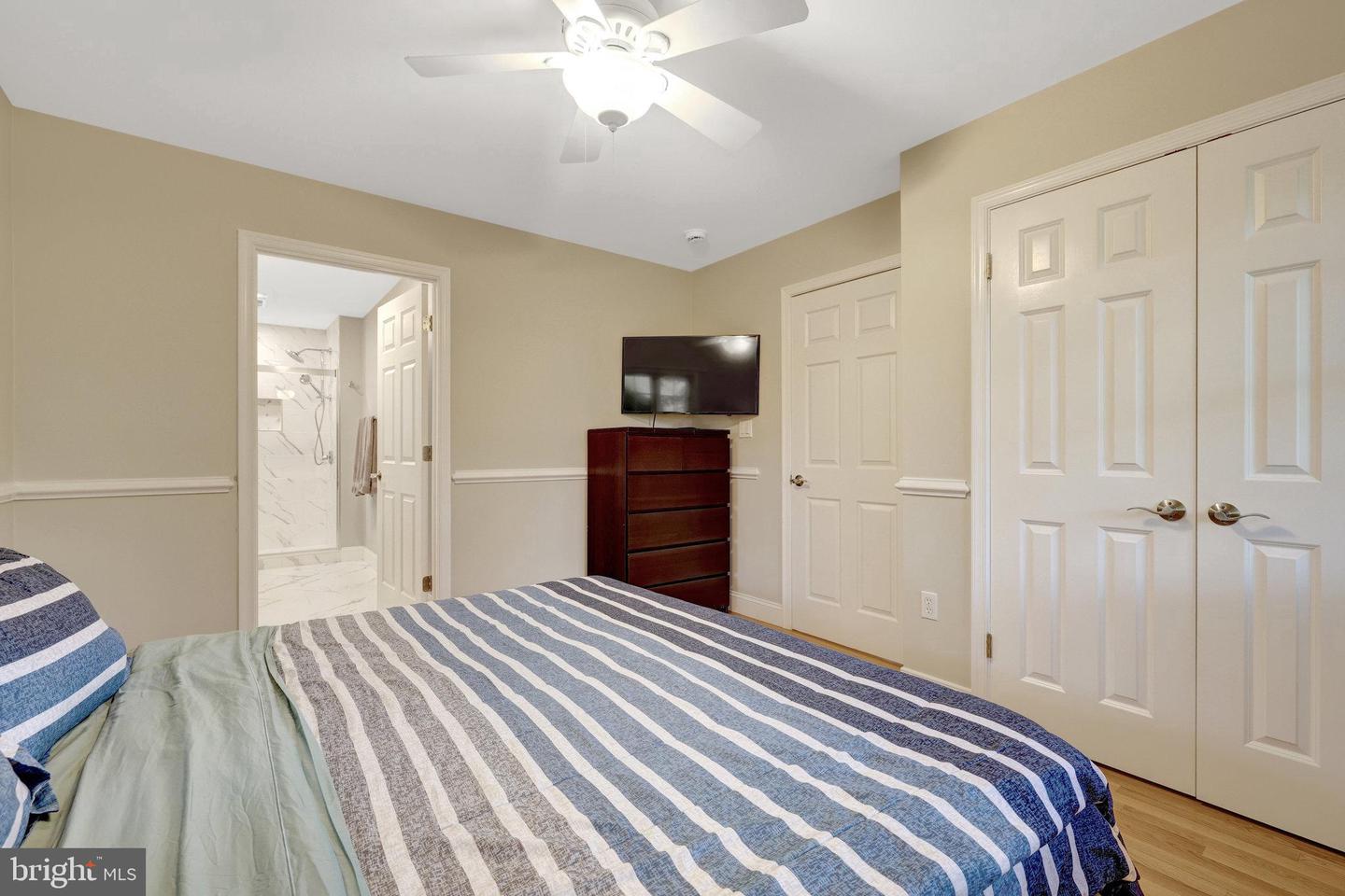 1419 CLAVES CT, VIENNA, Virginia 22182, 5 Bedrooms Bedrooms, ,4 BathroomsBathrooms,Residential,For sale,1419 CLAVES CT,VAFX2273308 MLS # VAFX2273308 1419 CLAVES CT, VIENNA, Virginia 22182, 5 Bedrooms Bedrooms, ,4 BathroomsBathrooms,Residential,For sale,1419 CLAVES CT,VAFX2273308 MLS # VAFX2273308
