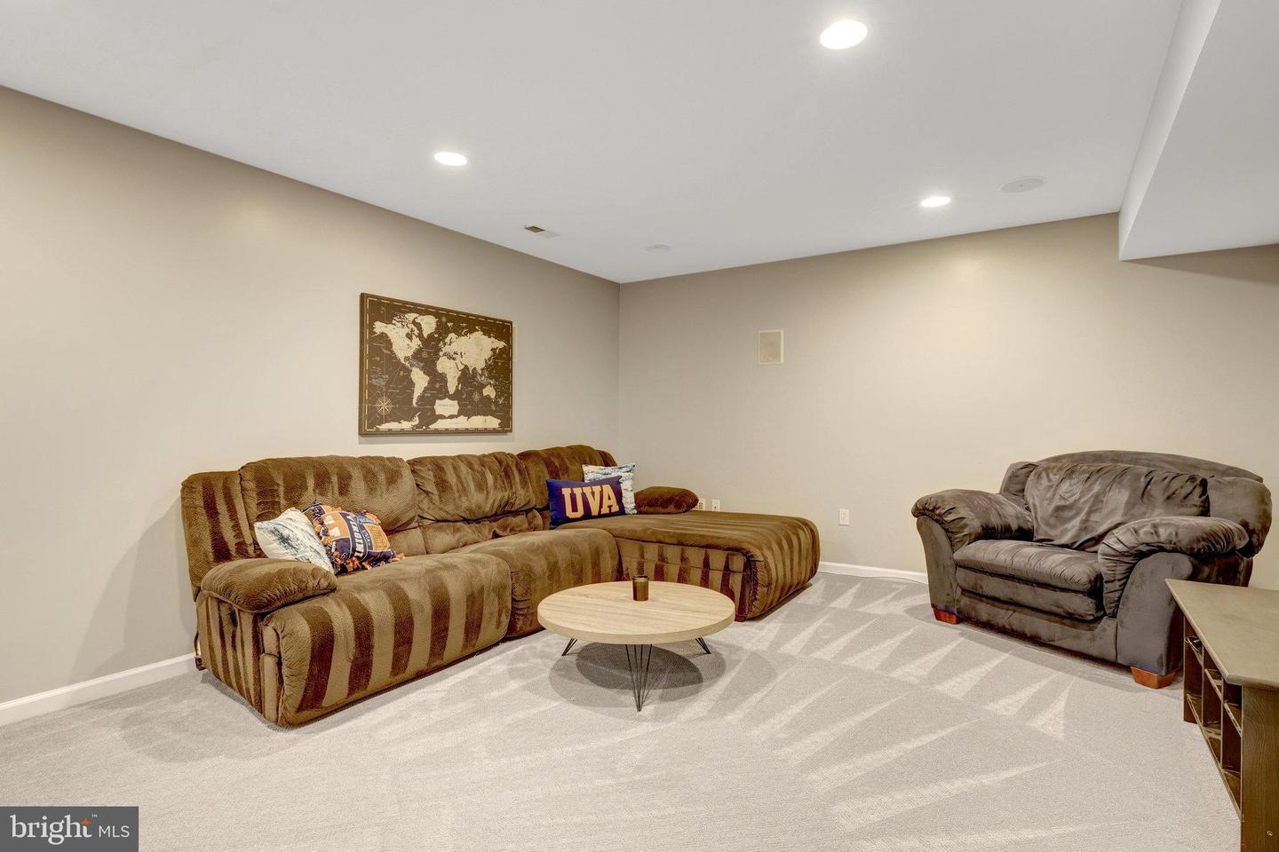 1419 CLAVES CT, VIENNA, Virginia 22182, 5 Bedrooms Bedrooms, ,4 BathroomsBathrooms,Residential,For sale,1419 CLAVES CT,VAFX2273308 MLS # VAFX2273308 1419 CLAVES CT, VIENNA, Virginia 22182, 5 Bedrooms Bedrooms, ,4 BathroomsBathrooms,Residential,For sale,1419 CLAVES CT,VAFX2273308 MLS # VAFX2273308