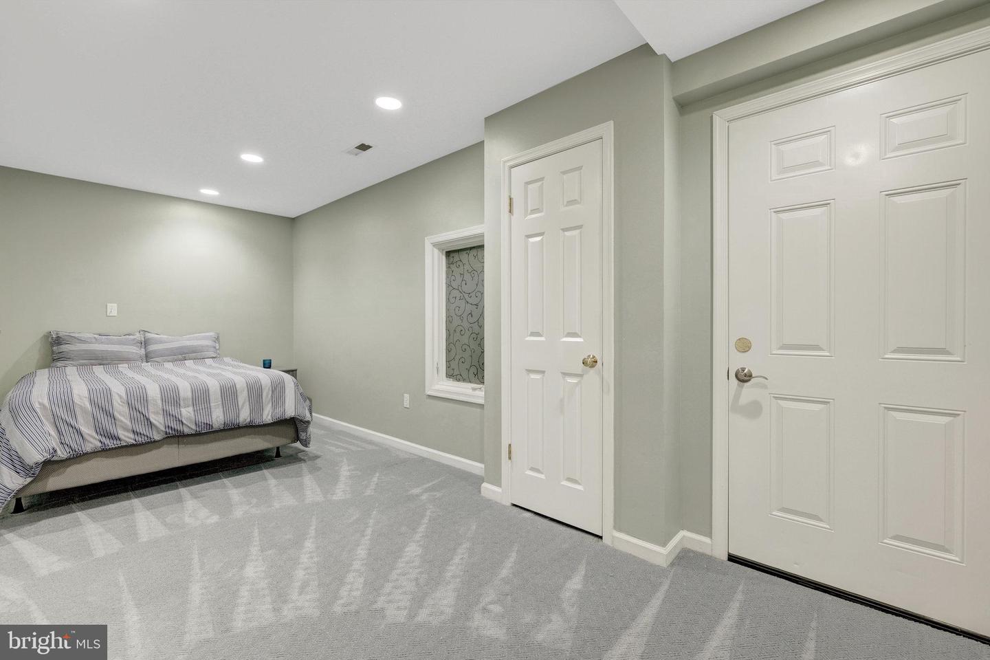 1419 CLAVES CT, VIENNA, Virginia 22182, 5 Bedrooms Bedrooms, ,4 BathroomsBathrooms,Residential,For sale,1419 CLAVES CT,VAFX2273308 MLS # VAFX2273308 1419 CLAVES CT, VIENNA, Virginia 22182, 5 Bedrooms Bedrooms, ,4 BathroomsBathrooms,Residential,For sale,1419 CLAVES CT,VAFX2273308 MLS # VAFX2273308
