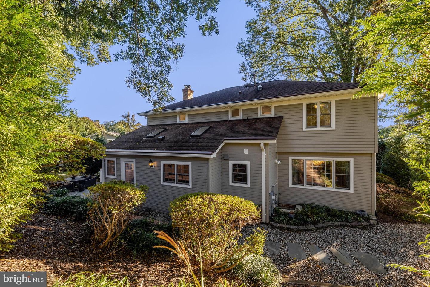 1419 CLAVES CT, VIENNA, Virginia 22182, 5 Bedrooms Bedrooms, ,4 BathroomsBathrooms,Residential,For sale,1419 CLAVES CT,VAFX2273308 MLS # VAFX2273308 1419 CLAVES CT, VIENNA, Virginia 22182, 5 Bedrooms Bedrooms, ,4 BathroomsBathrooms,Residential,For sale,1419 CLAVES CT,VAFX2273308 MLS # VAFX2273308