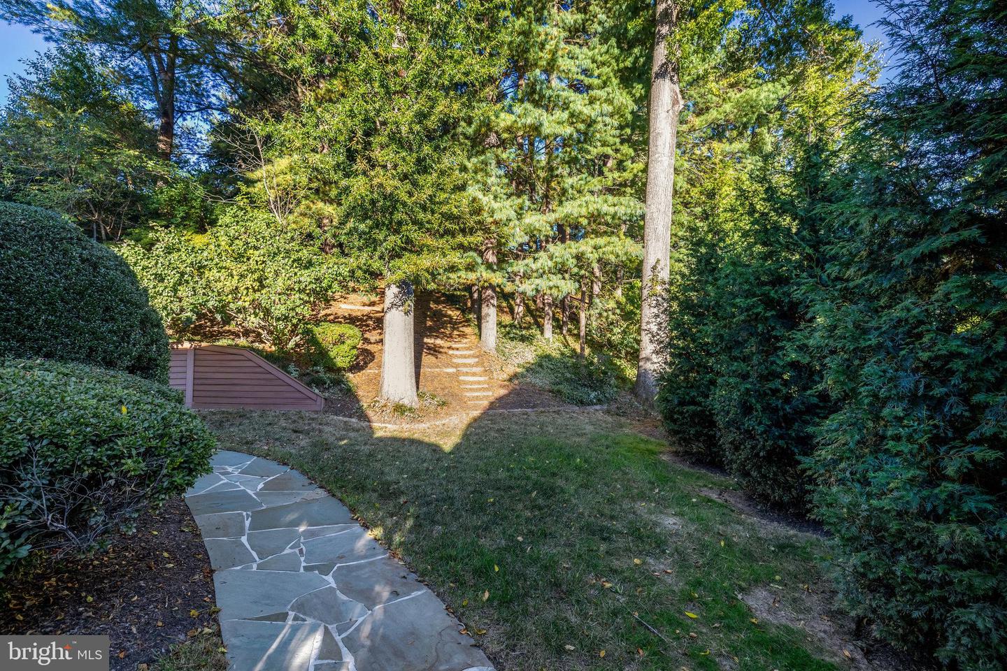 1419 CLAVES CT, VIENNA, Virginia 22182, 5 Bedrooms Bedrooms, ,4 BathroomsBathrooms,Residential,For sale,1419 CLAVES CT,VAFX2273308 MLS # VAFX2273308 1419 CLAVES CT, VIENNA, Virginia 22182, 5 Bedrooms Bedrooms, ,4 BathroomsBathrooms,Residential,For sale,1419 CLAVES CT,VAFX2273308 MLS # VAFX2273308